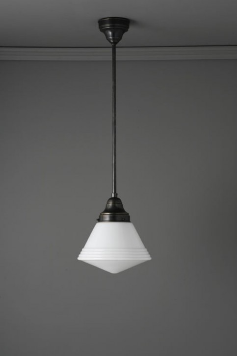 Deckenlampe Stange mit Trichterschirm