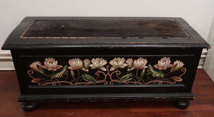 Jugendstil Deckeltruhe bemalt