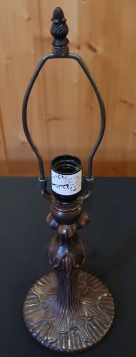 Lampenfuss Tiffany-Motiv