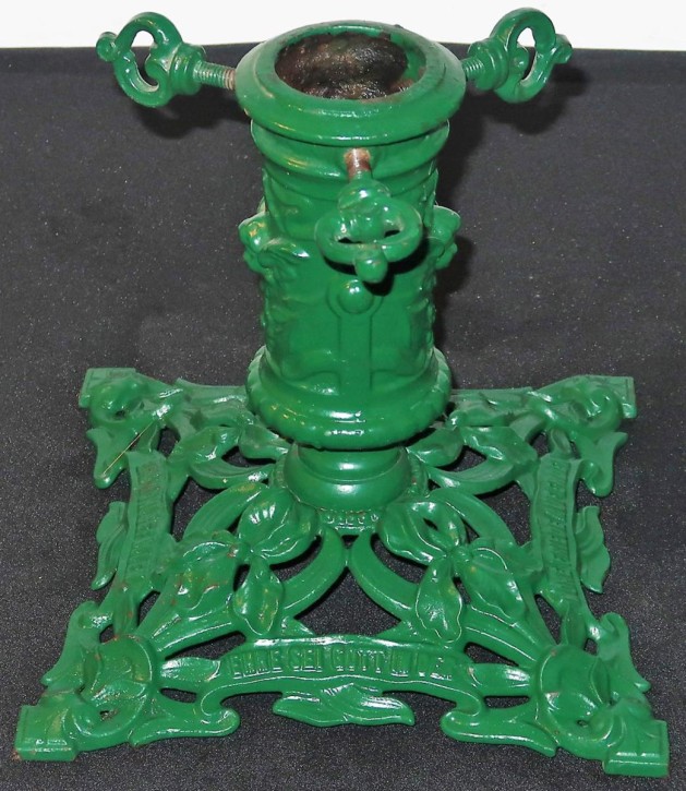 Weihnachtsbaumständer Gusseisen Inschrift