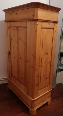 Weichholzschrank 1Türer Jahrhundertwende
