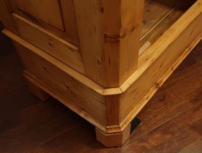 Weichholzschrank 1Türer Jahrhundertwende