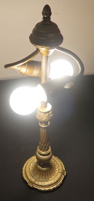 Lampenfuß aus der Gründerzeit