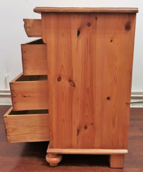 Weichholz Kommode Gründerzeit 4Schüber