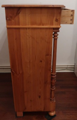 Gründerzeit Vertiko mit Säulen