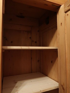 Kleiderschrank 3türer Weichholz Jahrhundertwende