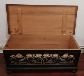 Jugendstil Deckeltruhe bemalt