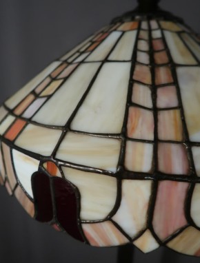 Tiffany Stehlampe geometrisches Muster