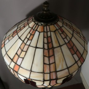 Tiffany Stehlampe geometrisches Muster