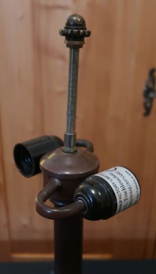 Lampengestell geschuppter Fuss