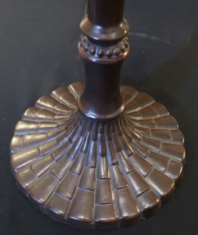 Lampengestell geschuppter Fuss