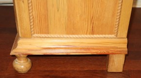 Großer Nachttisch 1920er Jahre