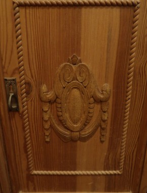 Großer Nachttisch 1920er Jahre