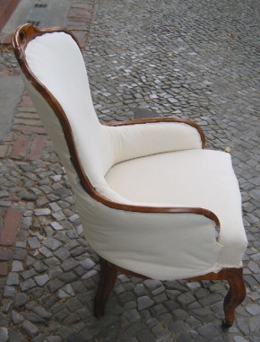 Kindersessel aus dem Biedermeier