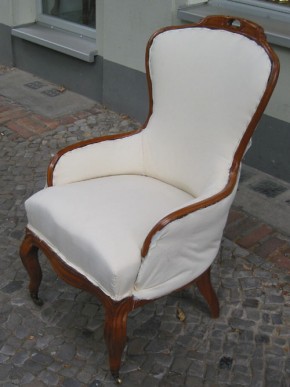 Kindersessel aus dem Biedermeier