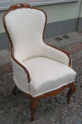 Kindersessel aus dem Biedermeier
