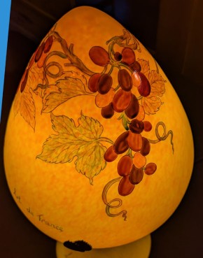 Glaspilzlampe mit Traubenmotiv Pate de Verre