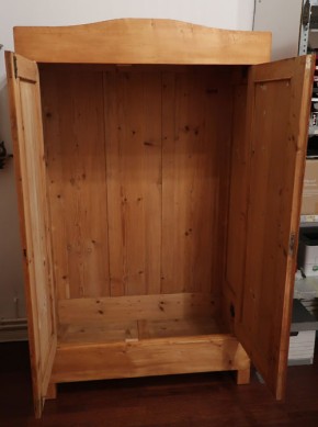 Kleiderschrank Weichholz Jahrhundertwende