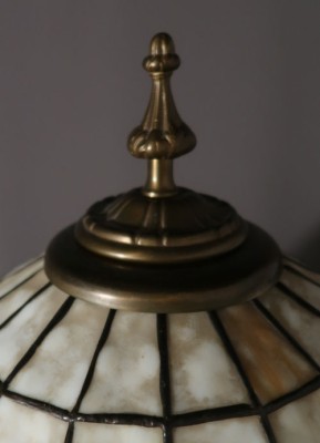 Tiffany Stehlampe Seerose