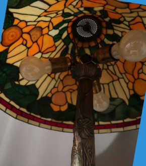 Tischleuchte Tiffany Mohnblume
