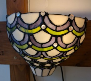 Tiffany Wandleuchte Pfauenauge