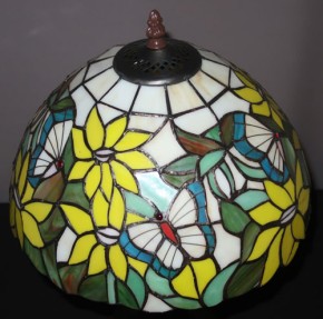 Tischleuchte Tiffany Schmetterlingsmotiv