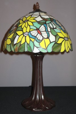 Tischleuchte Tiffany Schmetterlingsmotiv