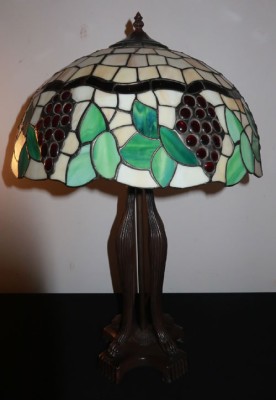Tiffany Tischleuchte Traubenmotiv