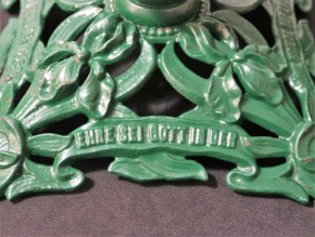 Weihnachtsbaumständer Gusseisen Inschrift