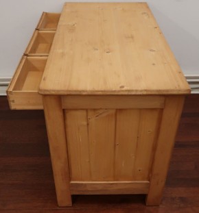 Halbschrank Weichholz