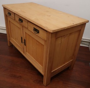 Halbschrank Weichholz