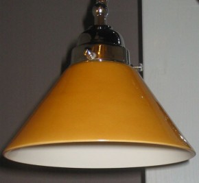 Wandlampe mit Doppelgelenk Schusterschirm cognacfarben
