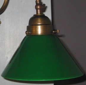 Wandlampe mit Gelenk 1flammig grüner Glasschirm